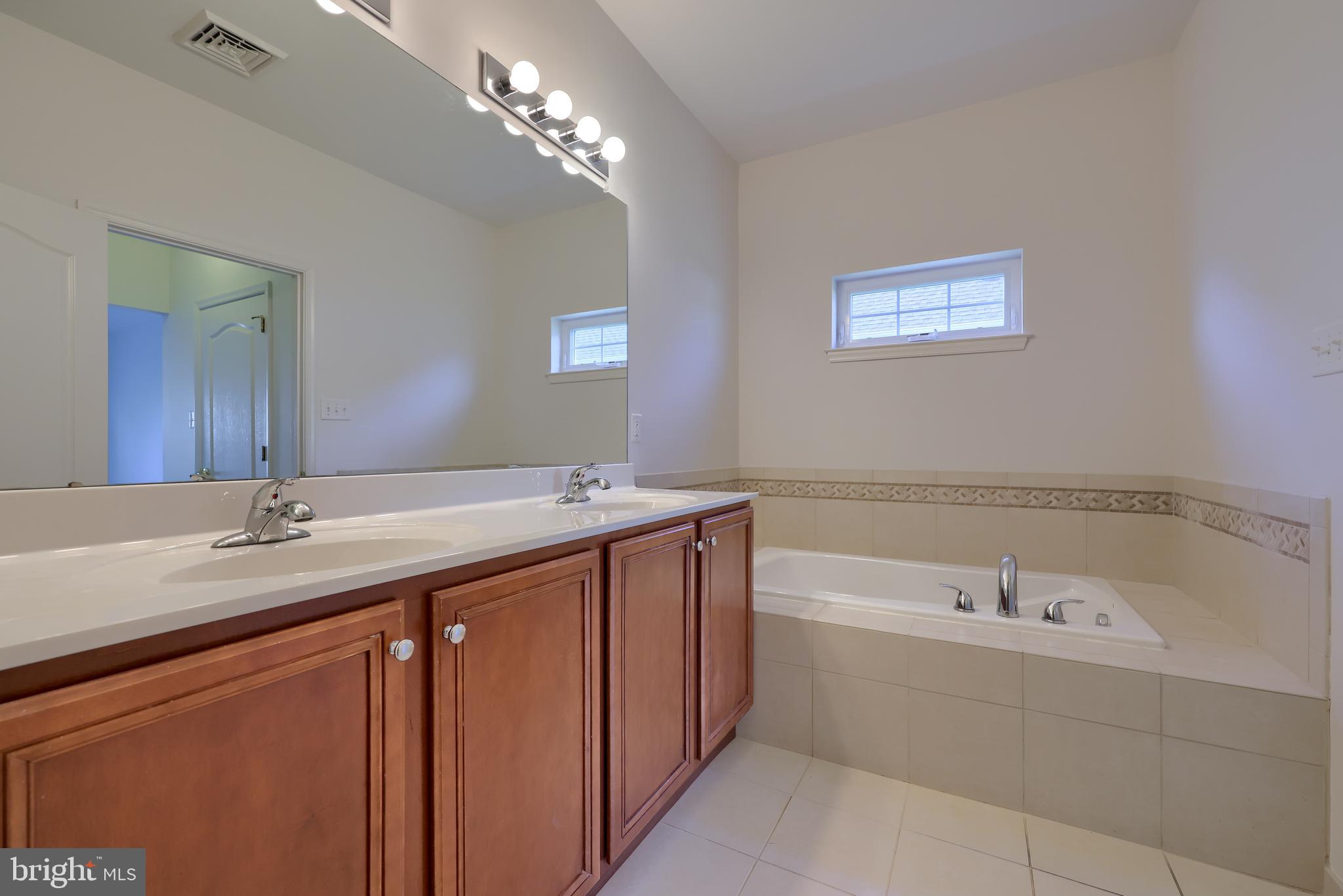 1656 Parvin Road Lancaster, PA 17601 - Photo 22 of 31 Gallery Image 22