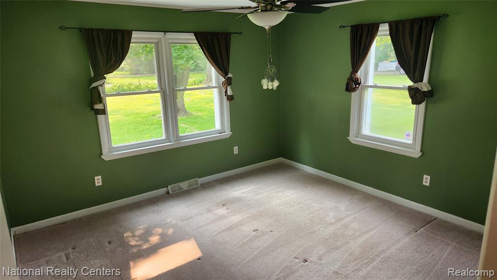 13780 Farm Road Belleville, MI 48111 - Photo 16 of 64