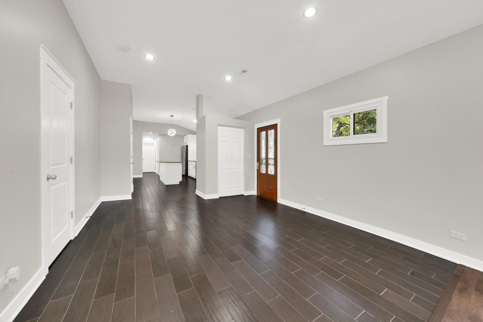 16303 Homan Avenue Markham, IL 60428 - Photo 8 of 29