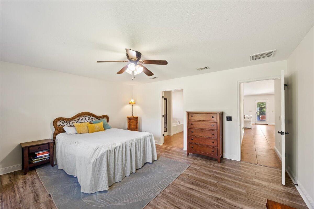 2296 Valley Road Navarre, FL 32566 - Photo 7 of 47 06-1V3A0621