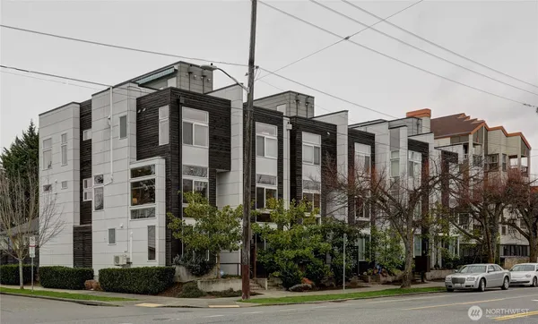 $918,000 | 3931 California Avenue Southwest, Seattle, WA 98116