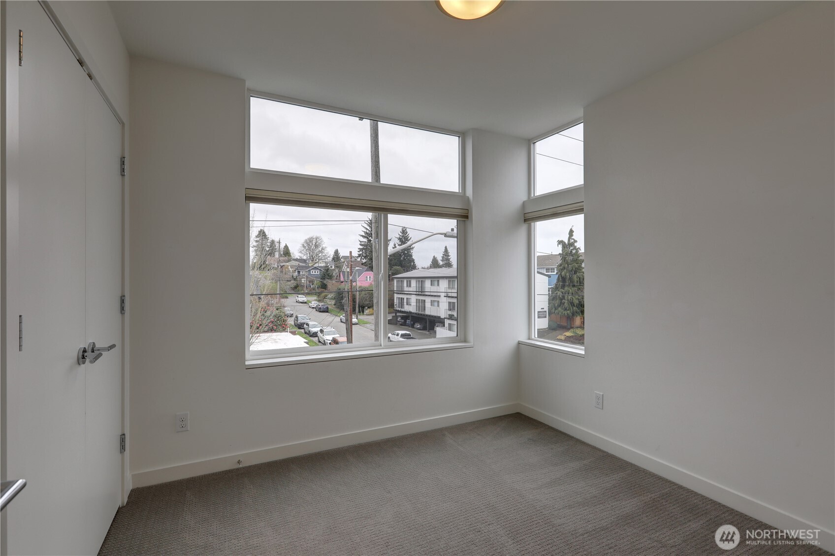 3931 California Avenue Southwest Seattle, WA 98116 - Photo 20 of 24