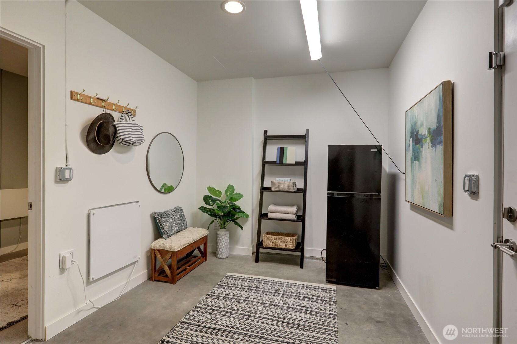 3931 California Avenue Southwest Seattle, WA 98116 - Photo 7 of 24