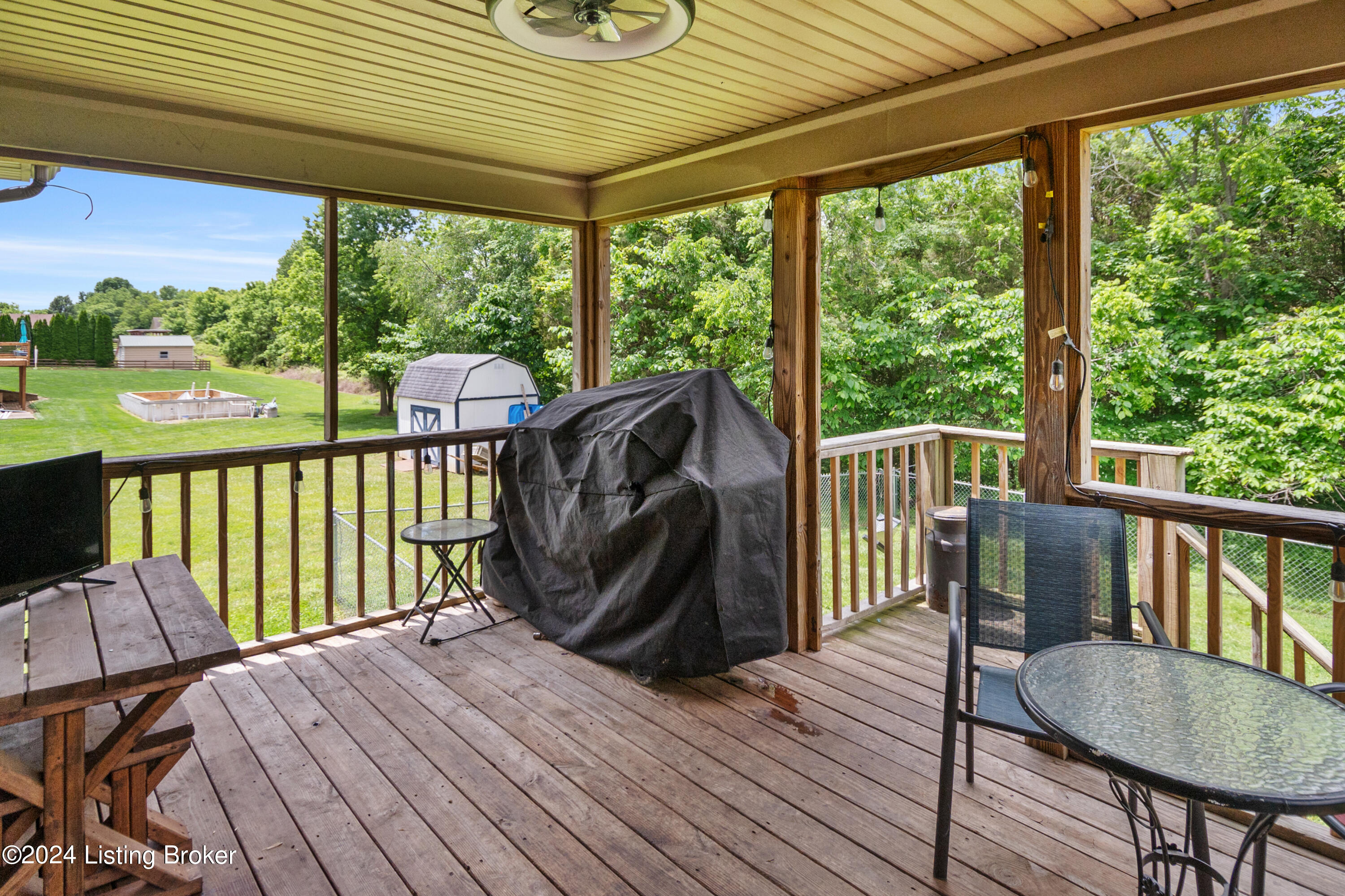 341 Majestic Run Road Shepherdsville, KY 40165 - Photo 39 of 48 341MajesticRunRd-38