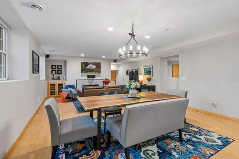 $250,000 | 1926 Pleasant Avenue, Unit 101, Minneapolis, MN 55403