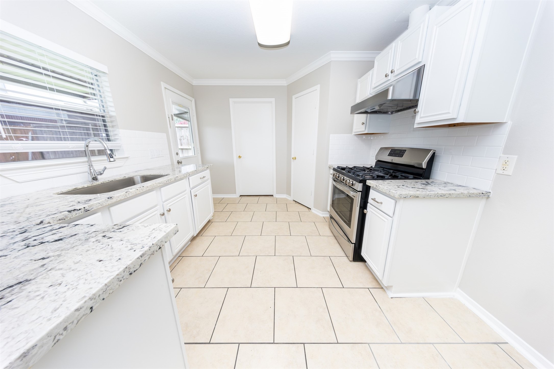 15406 Apple Bloom Way Channelview, TX 77530 - Photo 8 of 20