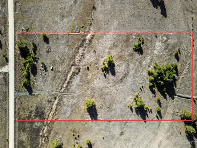 $279,900 | 10201 Packsaddle Road, Cascade, ID 83611