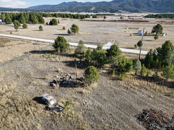 $279,900 | 10201 Packsaddle Road, Cascade, ID 83611