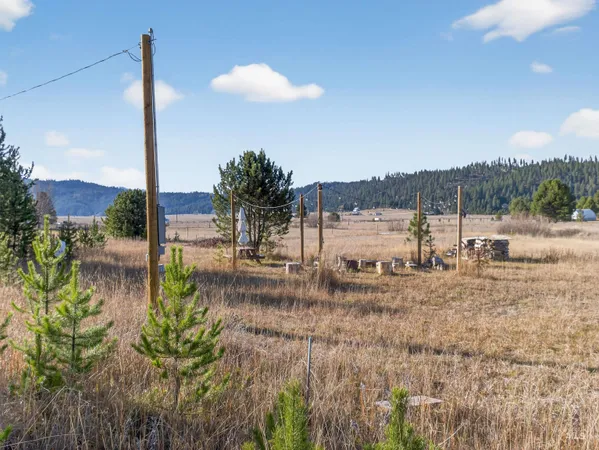 $279,900 | 10201 Packsaddle Road, Cascade, ID 83611