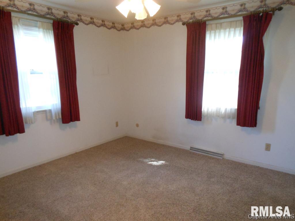 33 Abbot Road Springfield, IL 62704 - Photo 13 of 28