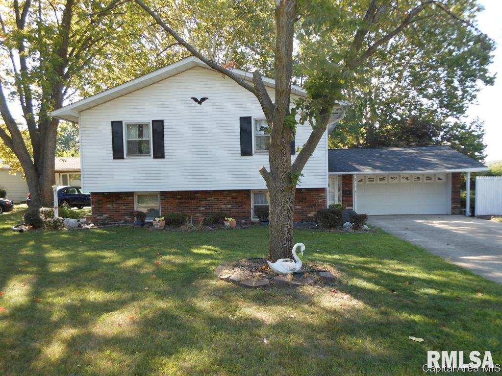 33 Abbot Road Springfield, IL 62704 - Photo 2 of 28