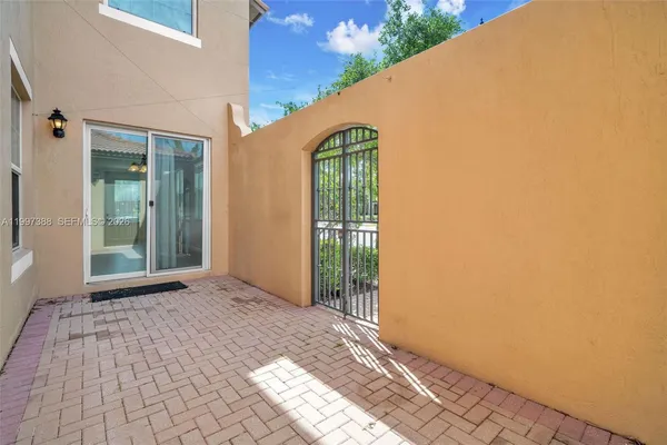 $525,000 | 1148 Southwest 147th Avenue, Pembroke Pines, FL 33027