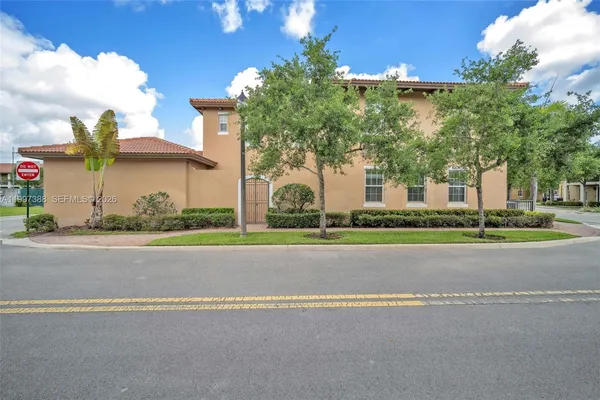 $525,000 | 1148 Southwest 147th Avenue, Pembroke Pines, FL 33027