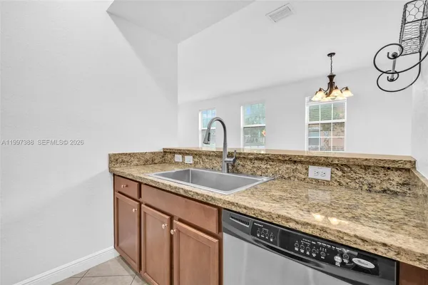 $525,000 | 1148 Southwest 147th Avenue, Pembroke Pines, FL 33027