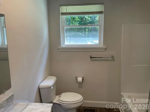 $1,150 | 804 Spencer Road, Conover, NC 28613