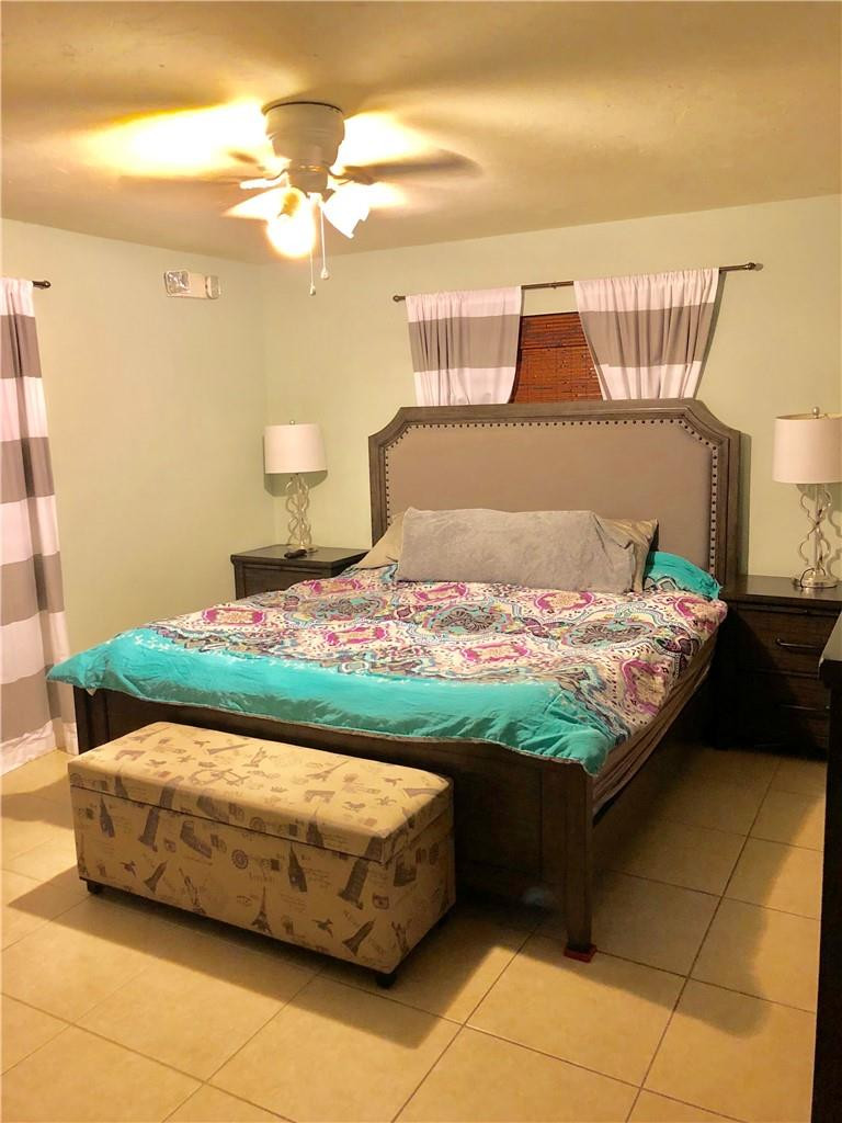 9171 Southwest 18th Road Boca Raton, FL 33428 - Photo 11 of 22 LARGE MASTER SUITE