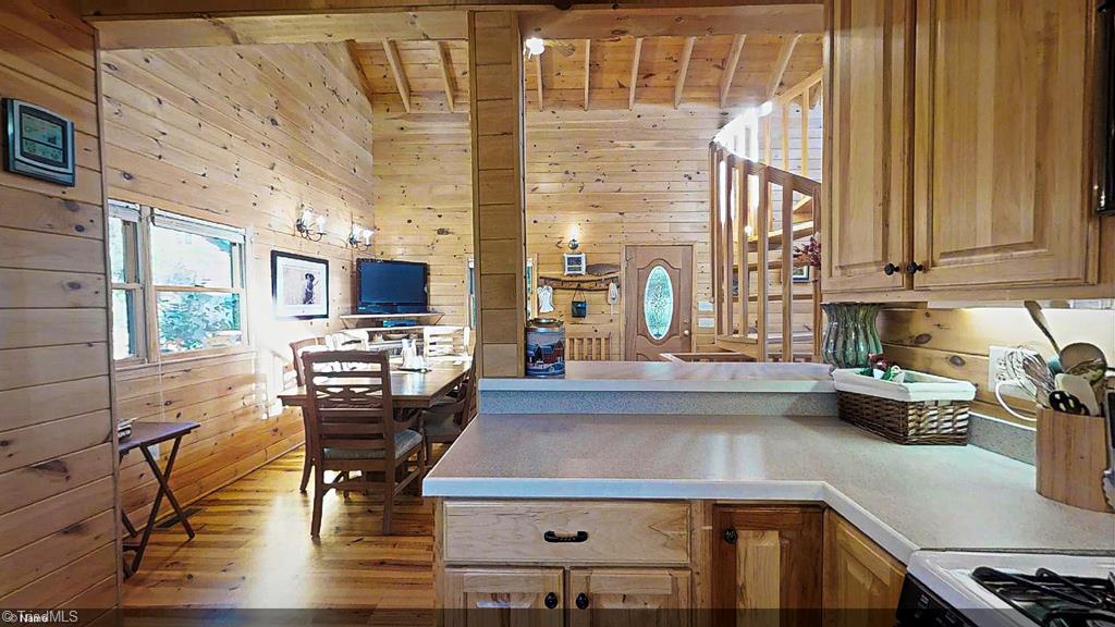 290 Eagle Nest Road Purlear, NC 28665 - Photo 16 of 48
