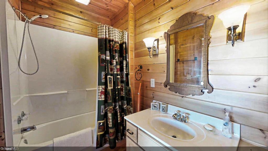 290 Eagle Nest Road Purlear, NC 28665 - Photo 8 of 48