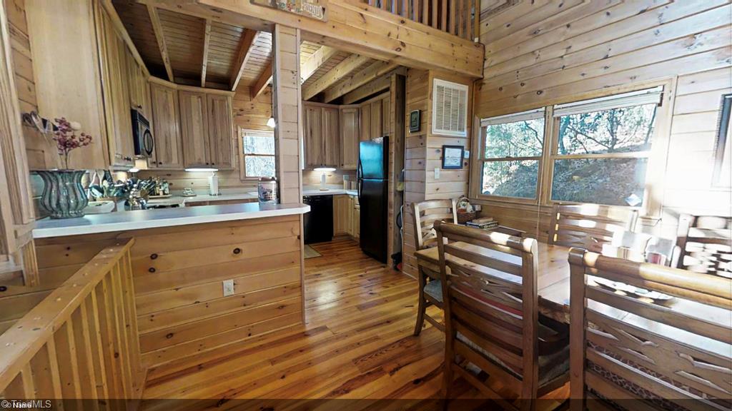 290 Eagle Nest Road Purlear, NC 28665 - Photo 9 of 48
