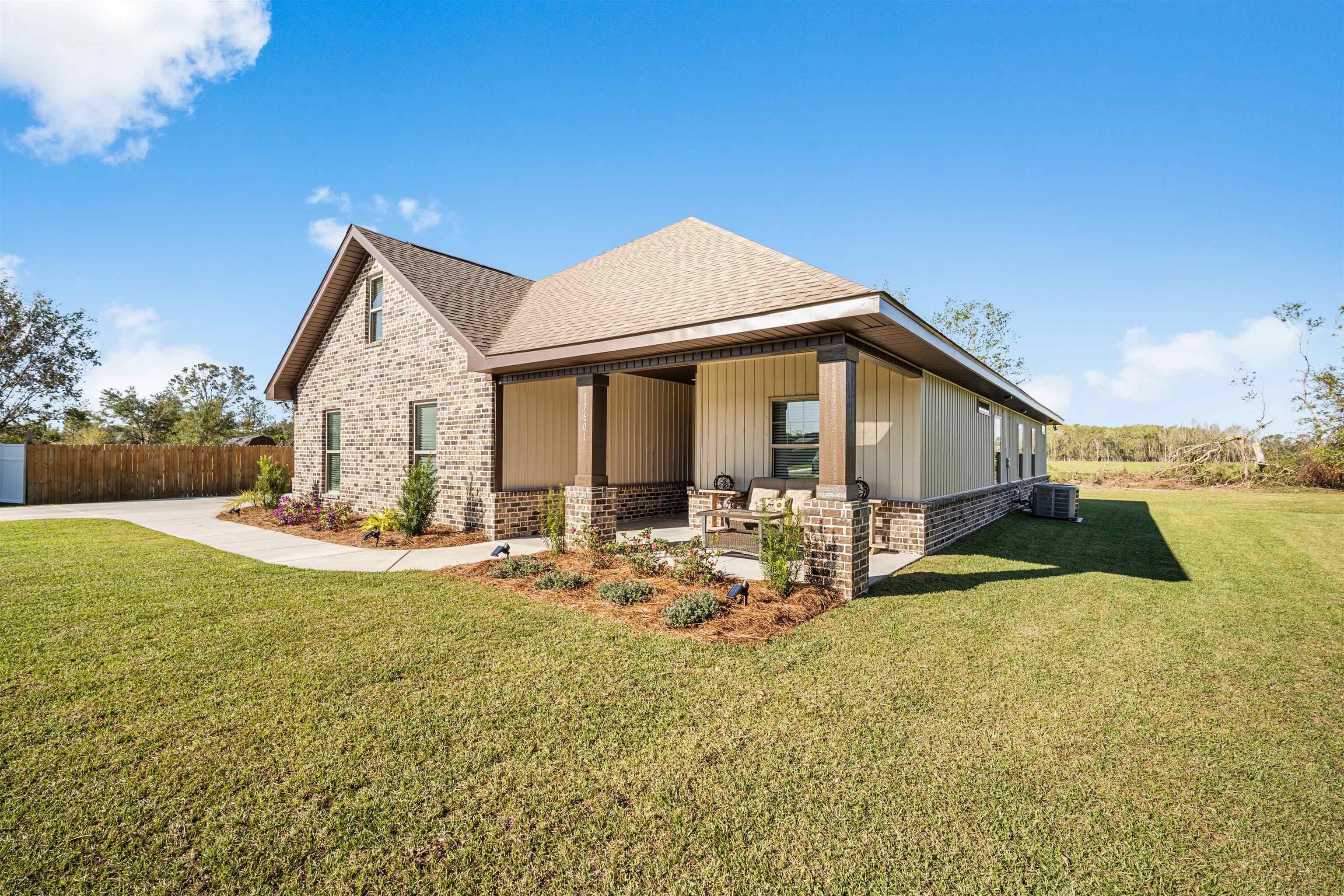 17601 East View Loop Foley, AL 36535 - Photo 3 of 17