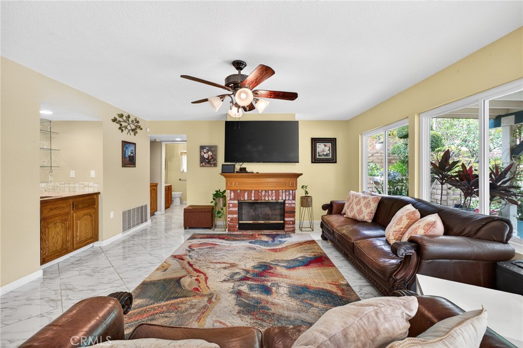 17347 Northlake Street Riverside, CA 92503 - Photo 12 of 44 Family Room 17347 Northlake Dr, Riverside, CA 92503