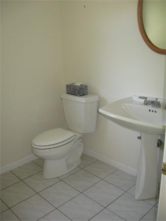 18 Spring Street Mansfield, MA 02048 - Photo 17 of 22 Gallery Image 17
