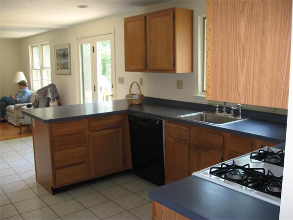 18 Spring Street Mansfield, MA 02048 - Photo 18 of 22 Gallery Image 18