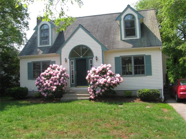 18 Spring Street Mansfield, MA 02048 - Photo 19 of 22 Gallery Image 19