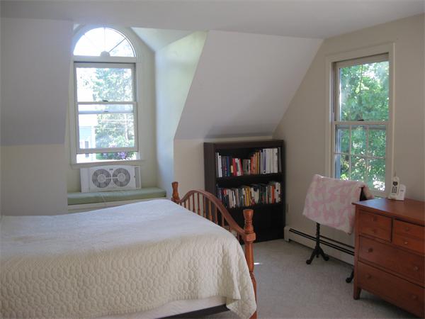 18 Spring Street Mansfield, MA 02048 - Photo 8 of 22 Gallery Image 8