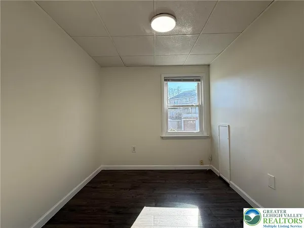 $1,950 | 1177 Arcadia Street, Bethlehem, PA 18018