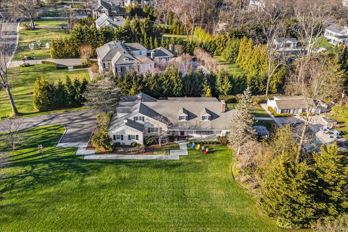 100 Elderfields Road Manhasset, NY 11030 - Photo 2 of 25