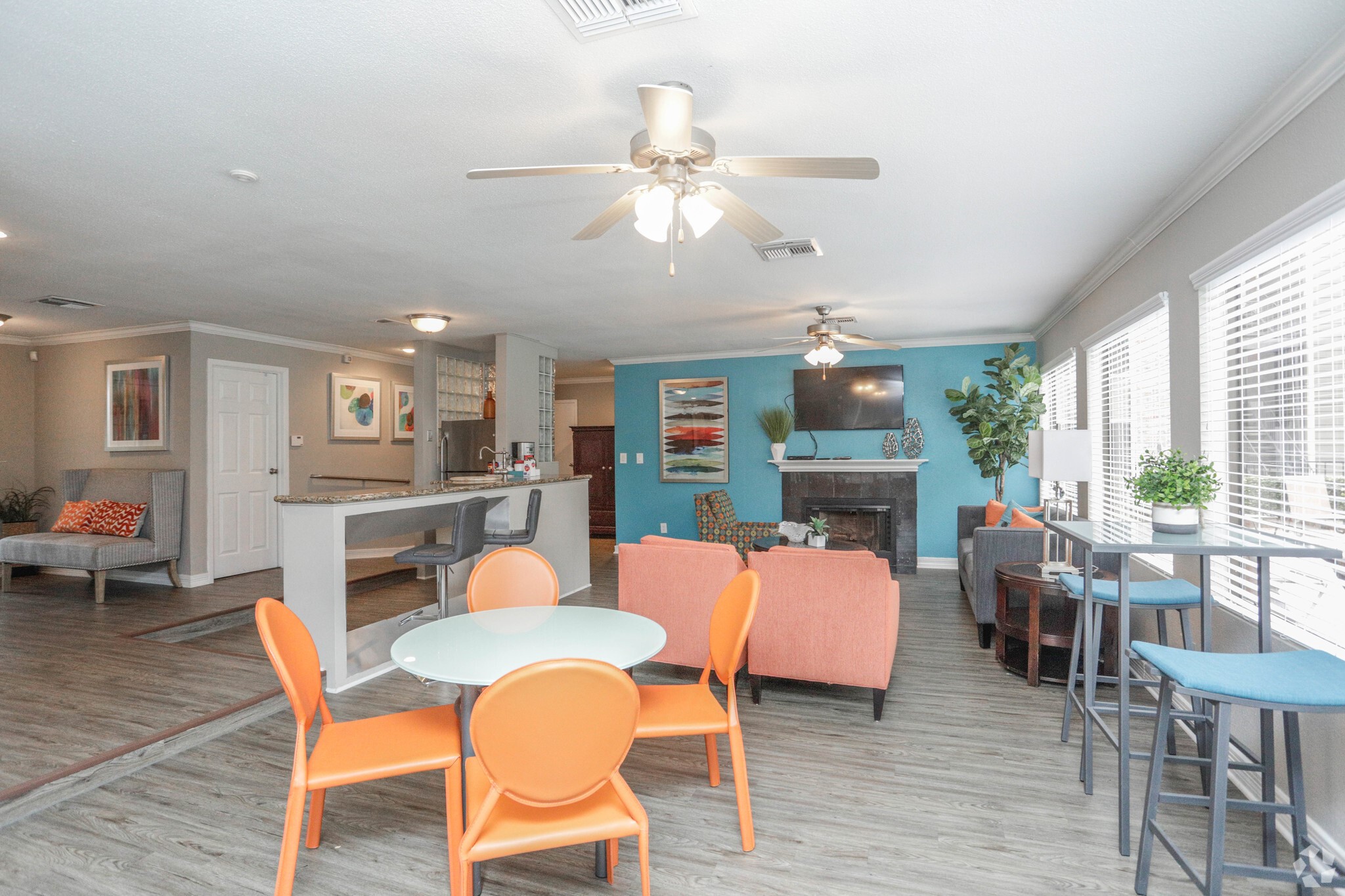 10250 Lands End Drive, Unit 1010 Houston, TX 77099 - Photo 11 of 27 a view of a dining room with furniture window and wooden floor