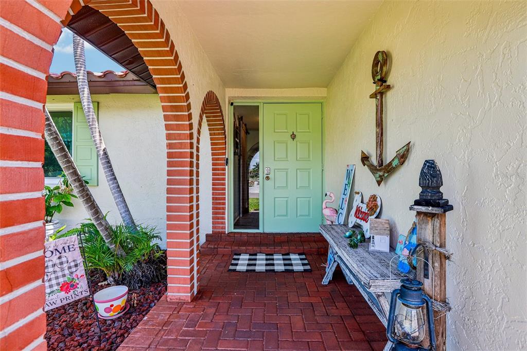 801 Flamingo Drive Apollo Beach, FL 33572 - Photo 8 of 77