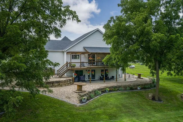 $634,900 | W8820 Highway 39, Blanchardville, WI 53516