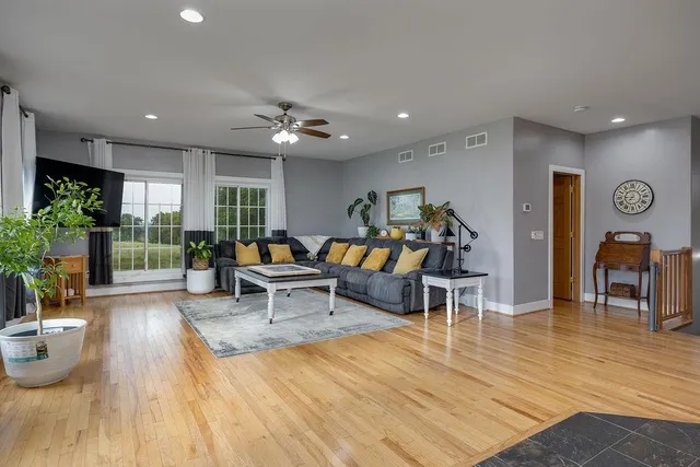 $634,900 | W8820 Highway 39, Blanchardville, WI 53516