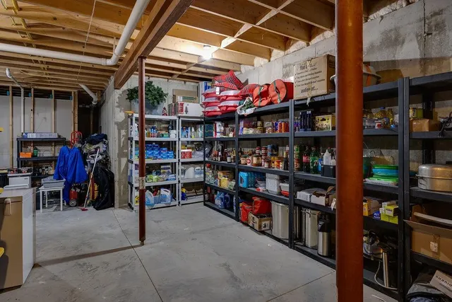 $634,900 | W8820 Highway 39, Blanchardville, WI 53516