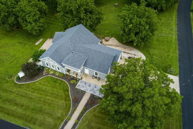 $634,900 | W8820 Highway 39, Blanchardville, WI 53516