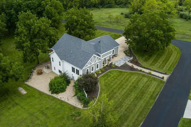 $634,900 | W8820 Highway 39, Blanchardville, WI 53516