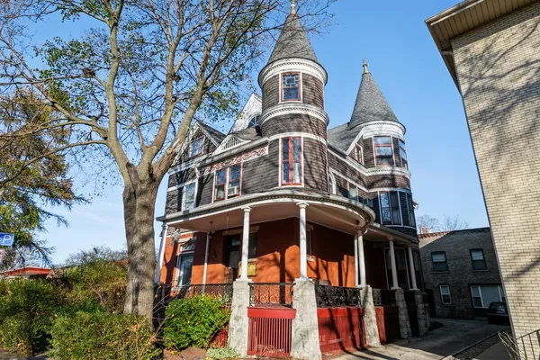$1,299,000 | 420 North Marion Street, Oak Park, IL 60302