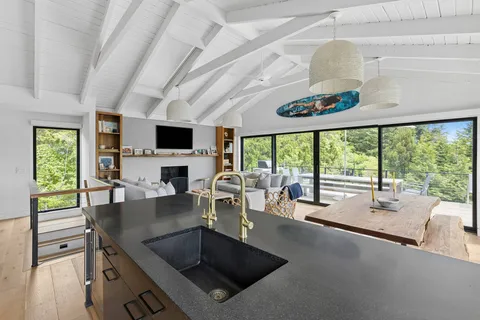 $4,500,000 | 22 Caswell Road, Montauk, NY 11954