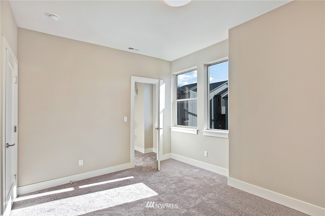 318 South 47th Street Renton, WA 98055 - Photo 14 of 17 Gallery Image 14
