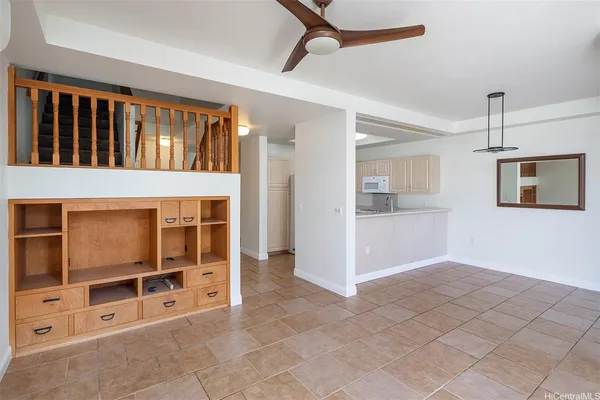 $3,975 | 92-1539 Ali'inui Drive, Unit 5G, Kapolei, HI 96707