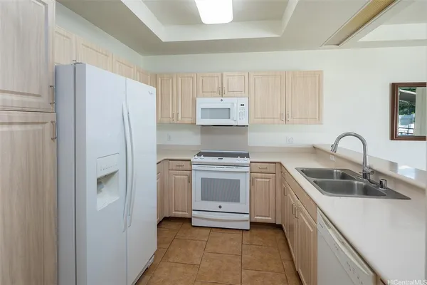$3,975 | 92-1539 Ali'inui Drive, Unit 5G, Kapolei, HI 96707
