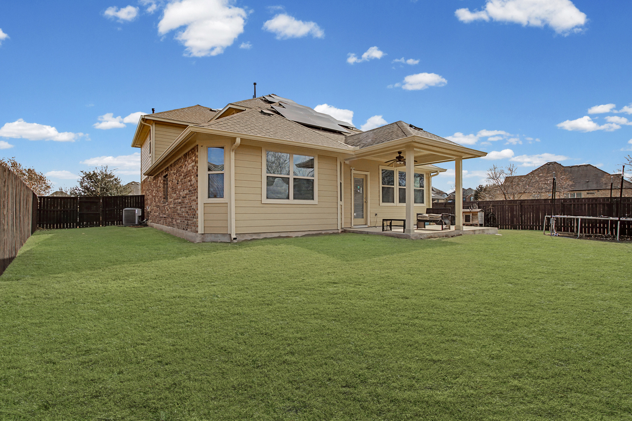 501 Silver Trail Round Rock, TX 78664 - Photo 21 of 22 a front view of a house with garden