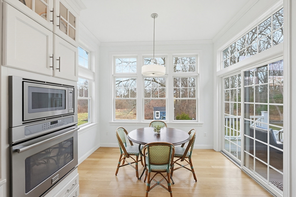 105 Palmer River Road Swansea, MA 02777 - Photo 16 of 42