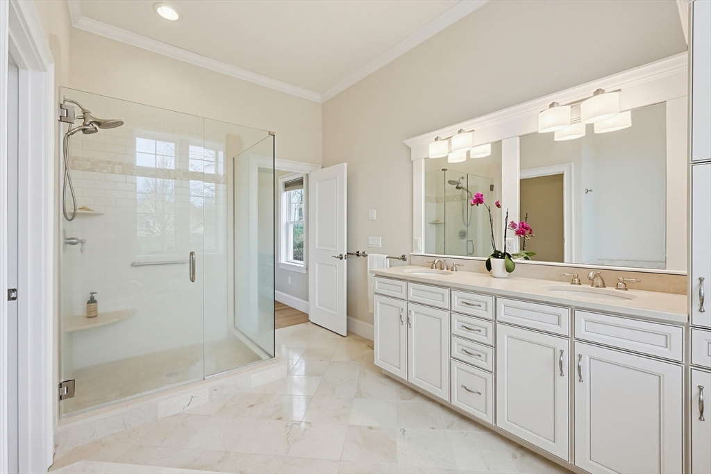 105 Palmer River Road Swansea, MA 02777 - Photo 23 of 42