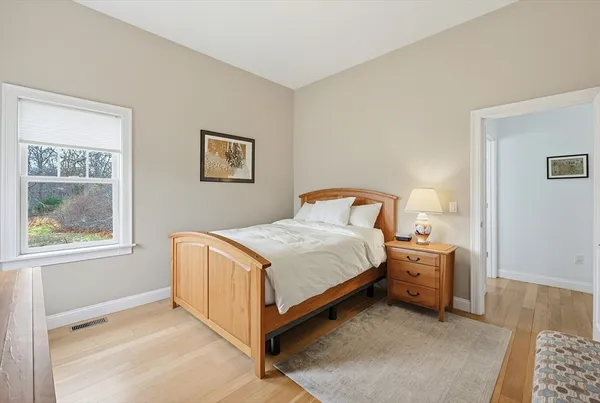 $1,149,900 | 105 Palmer River Road, Swansea, MA 02777