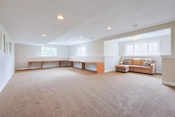 $1,149,900 | 105 Palmer River Road, Swansea, MA 02777