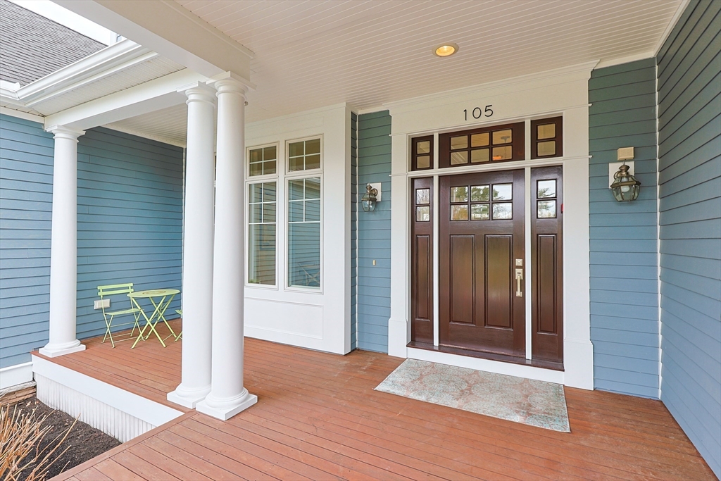 105 Palmer River Road Swansea, MA 02777 - Photo 5 of 42