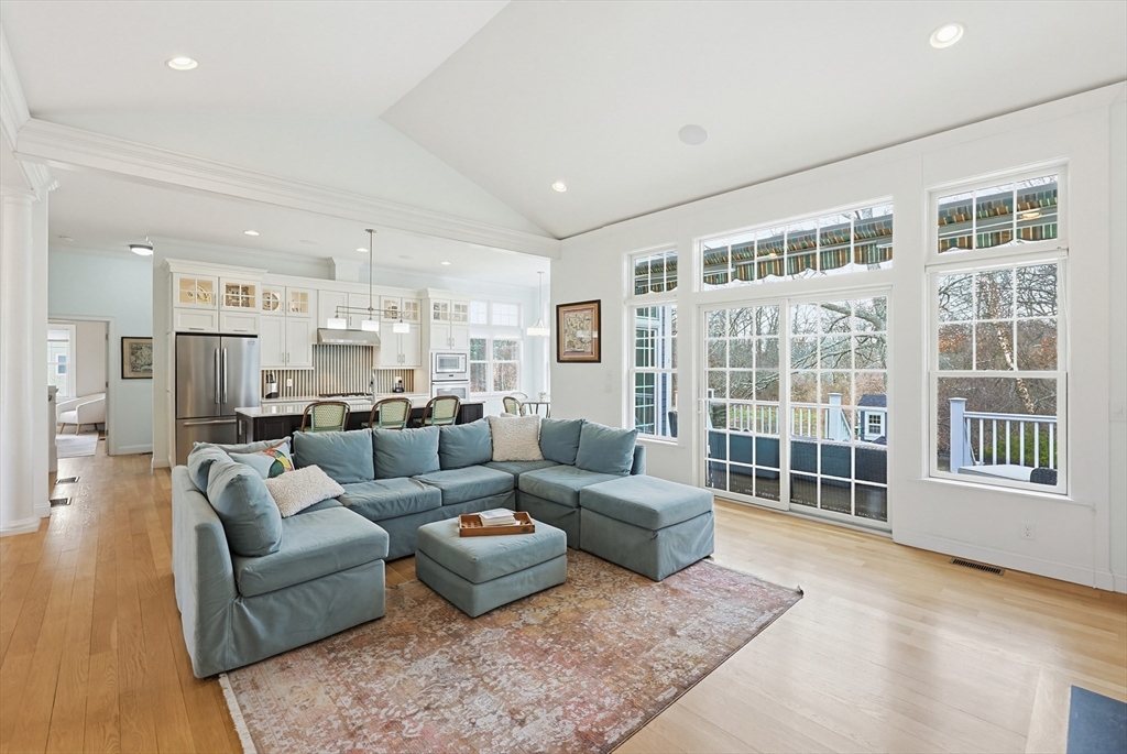 105 Palmer River Road Swansea, MA 02777 - Photo 6 of 42